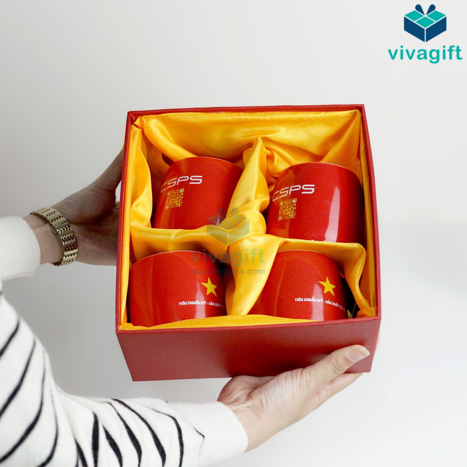 Bật mí 12 quà tặng vợ 8/3 lãng mạn và tình cảm nhất 3 Bật mí 12 quà tặng vợ 8/3 lãng mạn và tình cảm nhất - quatangviva.com