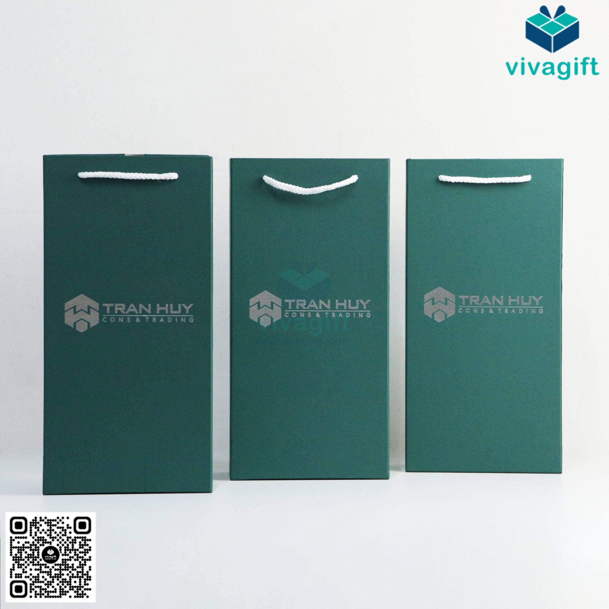 Set Quà Tặng Dù + Bình Giữ Nhiệt GS135 28 Set Quà Tặng Dù + Bình Giữ Nhiệt GS135 - Quatangviva.com