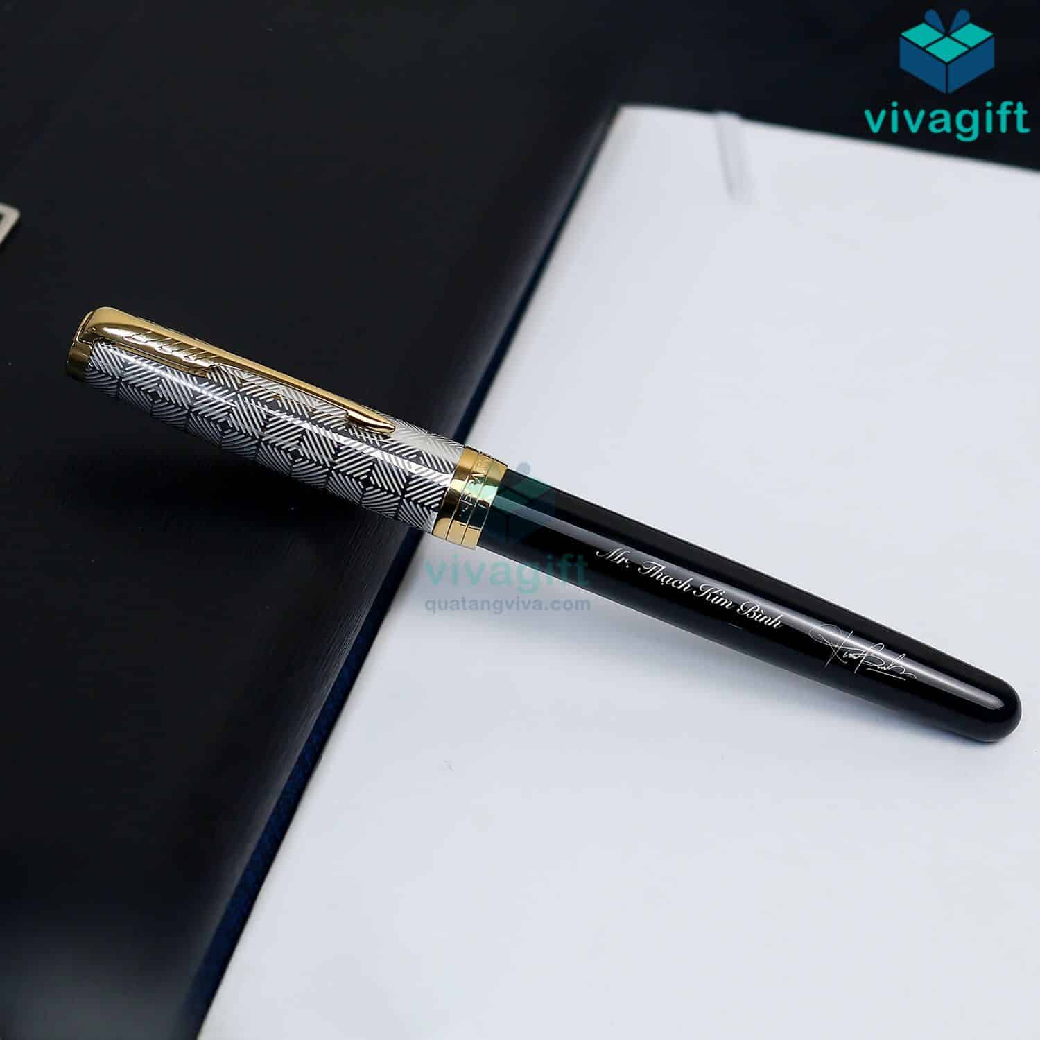 Top 10+ món quà tặng tốt nghiệp thiết thực và ý nghĩa 3 Top 10+ món quà tặng tốt nghiệp thiết thực và ý nghĩa - Quatangviva.com