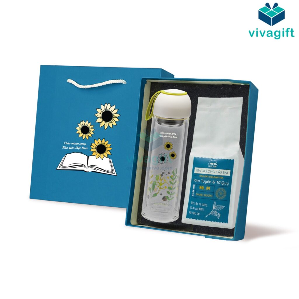 Bình nước thủy tinh và túi trà là giftset 20/11 ý nghĩa tặng thầy cô