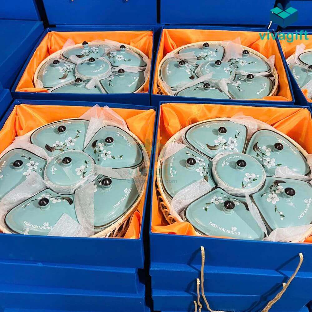 Khay đựng mứt Tết gốm sứ Bát Tràng men xanh vẽ hoa đào trắng KMS-19 22 khay dung mut tet ve hoa dao trang kms 19 04