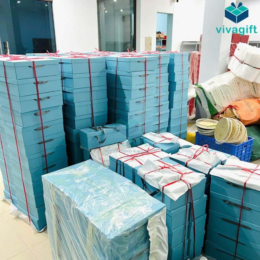 Khay đựng mứt Tết gốm sứ Bát Tràng men xanh vẽ hoa đào trắng KMS-19 21 khay dung mut tet ve hoa dao trang kms 19 05