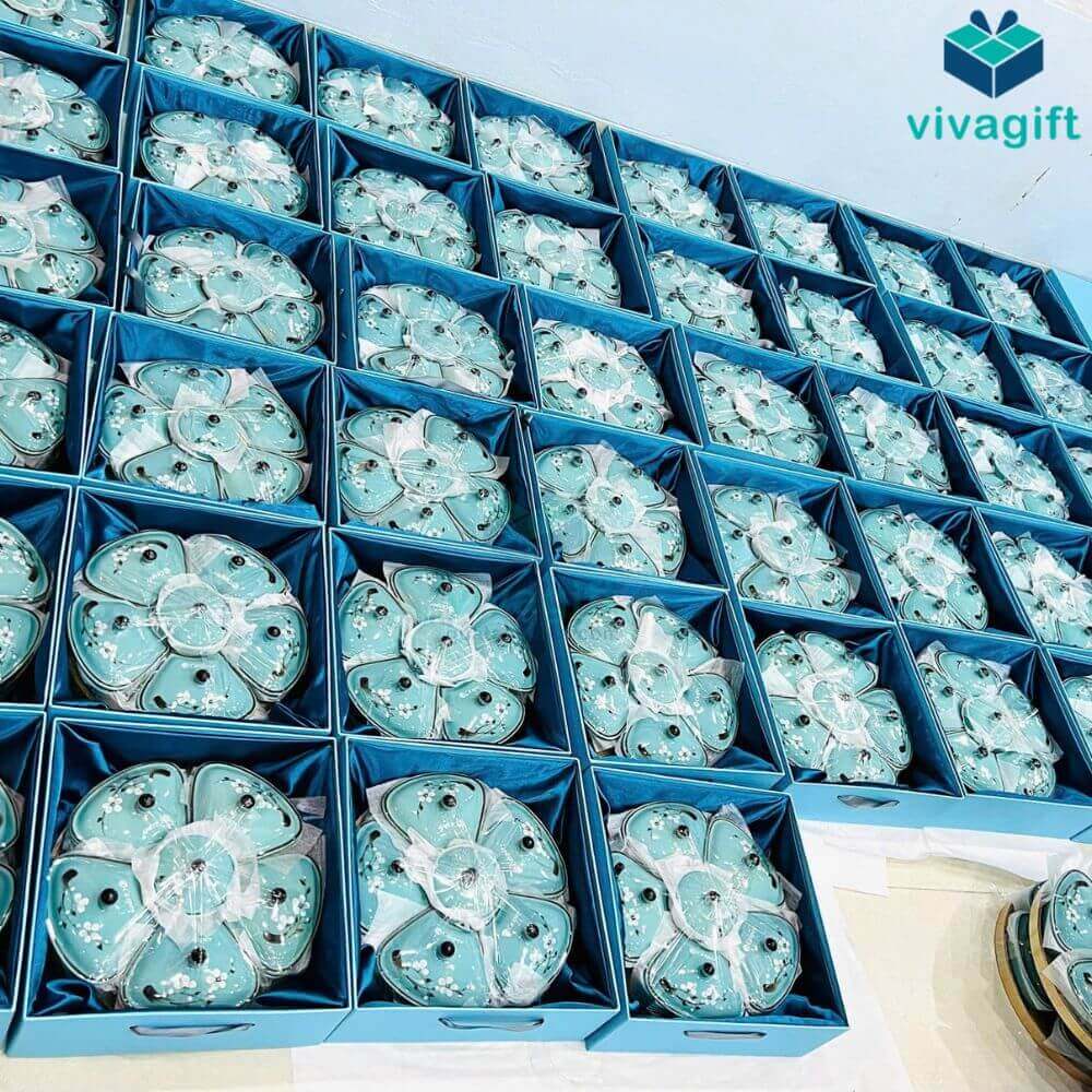 Khay đựng mứt Tết gốm sứ Bát Tràng men xanh vẽ hoa đào trắng KMS-19 16 khay dung mut tet ve hoa dao trang kms 19 10