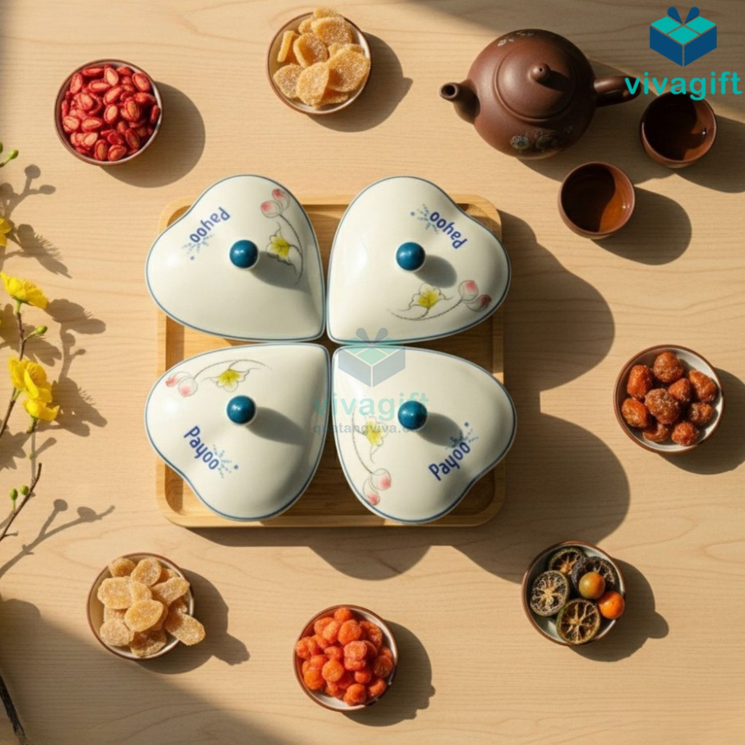 Khay mứt tết gốm sứ hình trái tim men kem vẽ hoa sen bóng KMS-11 11 khay mut tet hinh trai tim kms 11 10