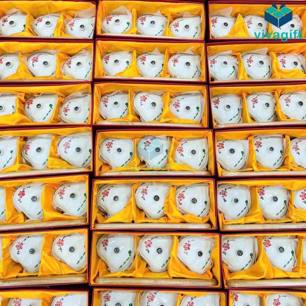 Khay mứt Tết gốm sứ Bát Tràng hình tim men kem vẽ hoa đào đỏ KMS-20 24 khay mut tet ve hoa dao do kms 20 01