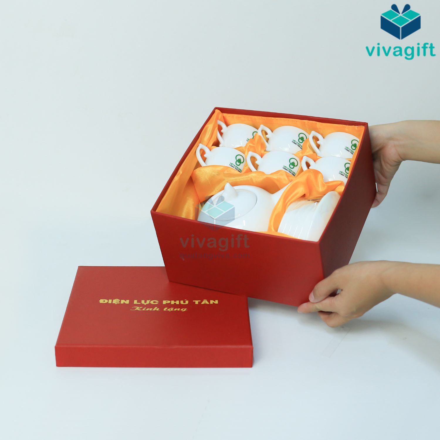 Danh sách 13 quà tặng 8/3 cho khách hàng, đối tác nữ độc đáo và ý nghĩa nhất 8 Danh sách 10+ quà tặng 8/3 cho khách hàng, đối tác nữ độc đáo và ý nghĩa nhất - quatangviva.com