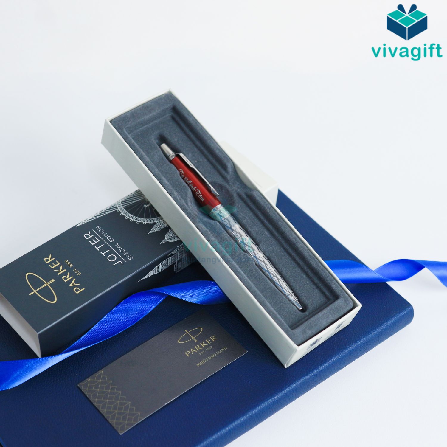 Danh sách 13 quà tặng 8/3 cho khách hàng, đối tác nữ độc đáo và ý nghĩa nhất 2 Danh sách 10+ quà tặng 8/3 cho khách hàng, đối tác nữ độc đáo và ý nghĩa nhất - quatangviva.com