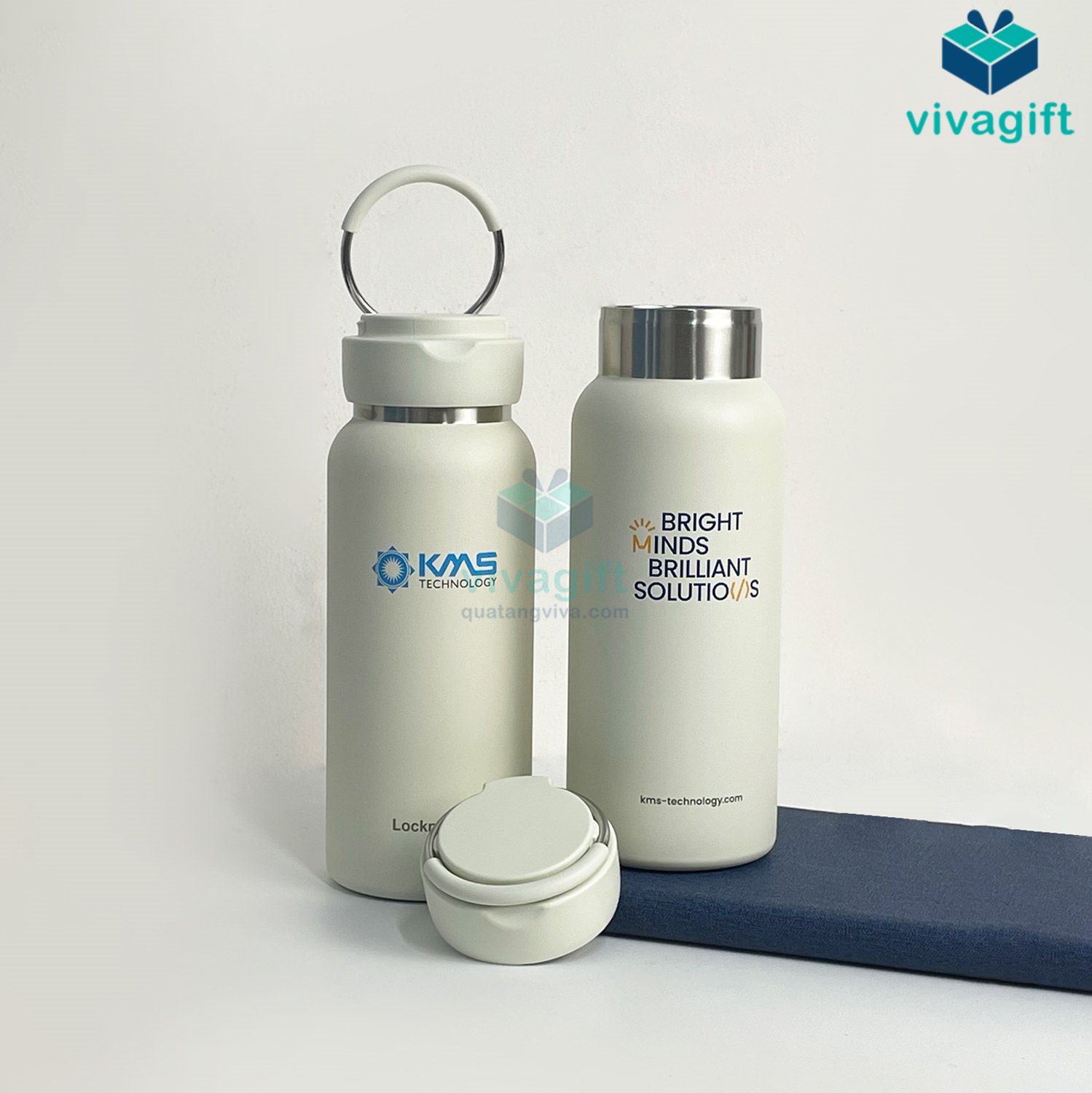 Bình nước in logo KMS Technology theo yêu cầu