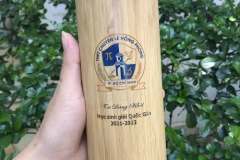 binh-giu-nhiet-vo-tre-khac-ten-logo-450ml-q104-7-2