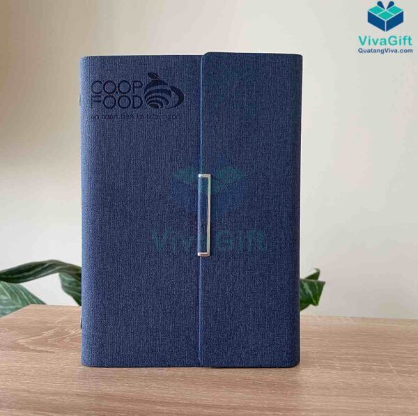 Sổ Tay Bìa Còng Gập 3 B038 Kèm Khoá Nam Châm In Logo Theo Yêu Cầu