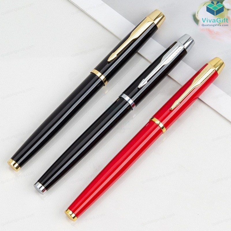 Bút Kim Loại Nắp Đậy V053 Khắc Tên 4