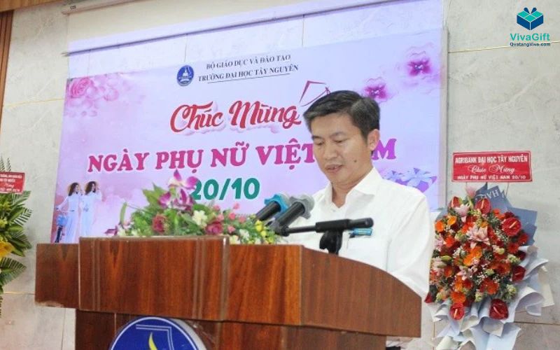 Tổng Hợp Bài Phát Biểu 20/10 Ngắn Gọn, Hay Nhất 2024