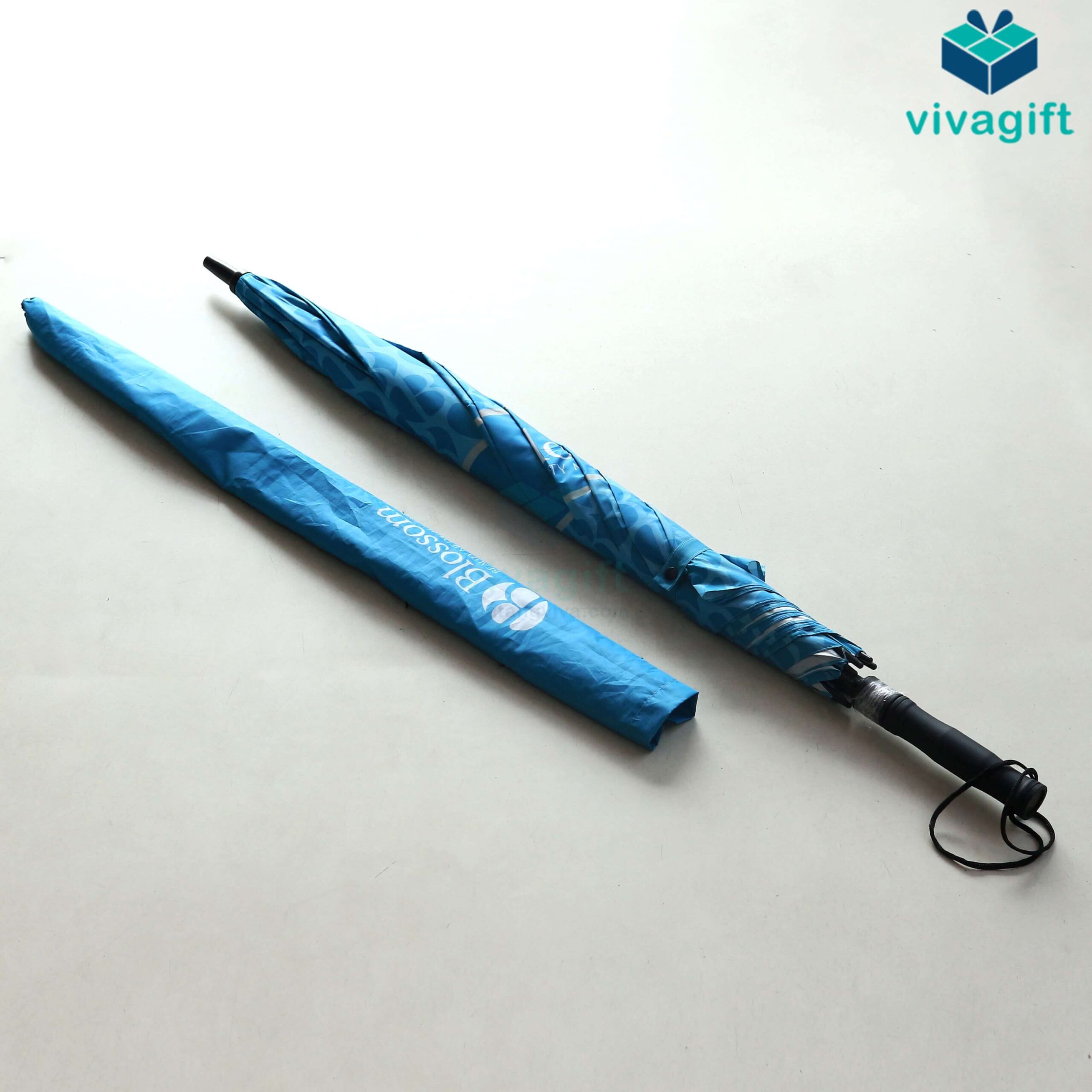 Xưởng sản xuất ô dù cầm tay cán thẳng, in logo theo yêu cầu giá rẻ