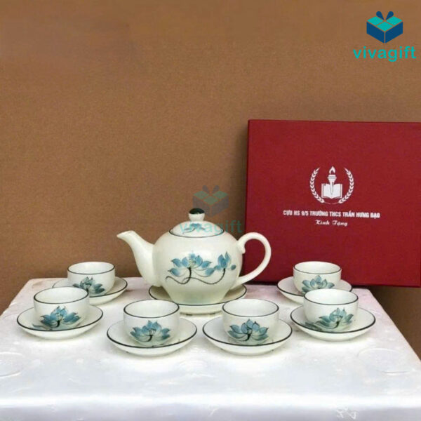 Bộ ấm chén Bát Tràng Hoa Sen Nắp Chóp A026 - Hình ảnh 4