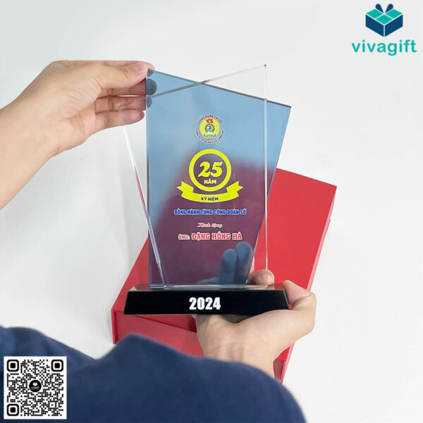 Kỷ Niệm Chương Pha Lê KN-P218 - Hình ảnh 7