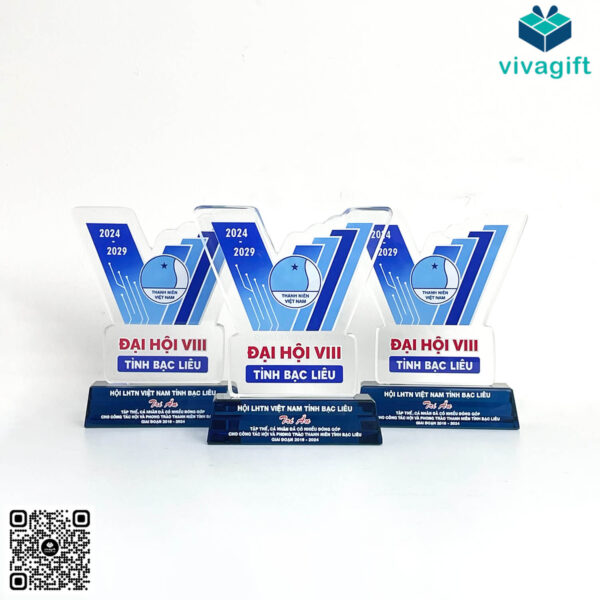 Kỷ Niệm Chương Pha Lê KN-P221 - Hình ảnh 2