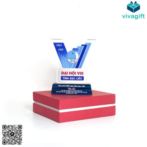 Kỷ Niệm Chương Pha Lê KN-P221