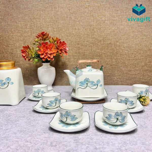 Bộ ấm chén Bát Tràng Hoa Sen Quai Đồng A027