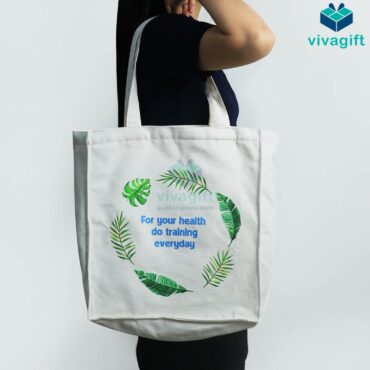 tui-vai-canvas-in-logo-theo-yeu-cau